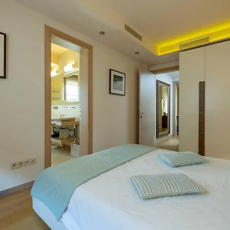 Allegra Holiday home *