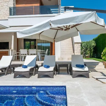 Allegra Holiday home *